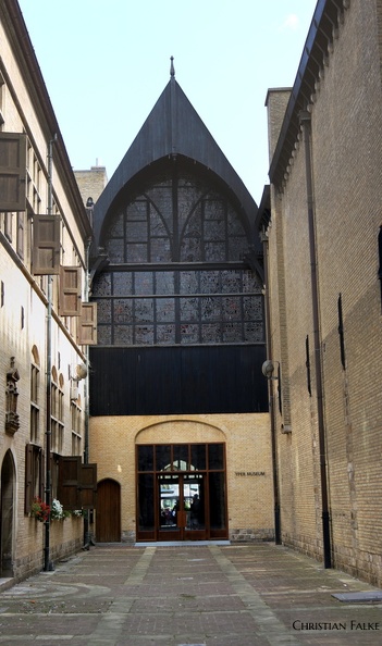 cloth-hall2