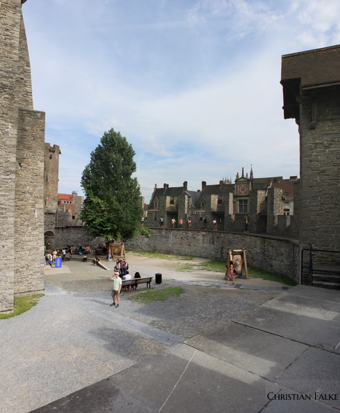 Gravensteen-inner-courtyard